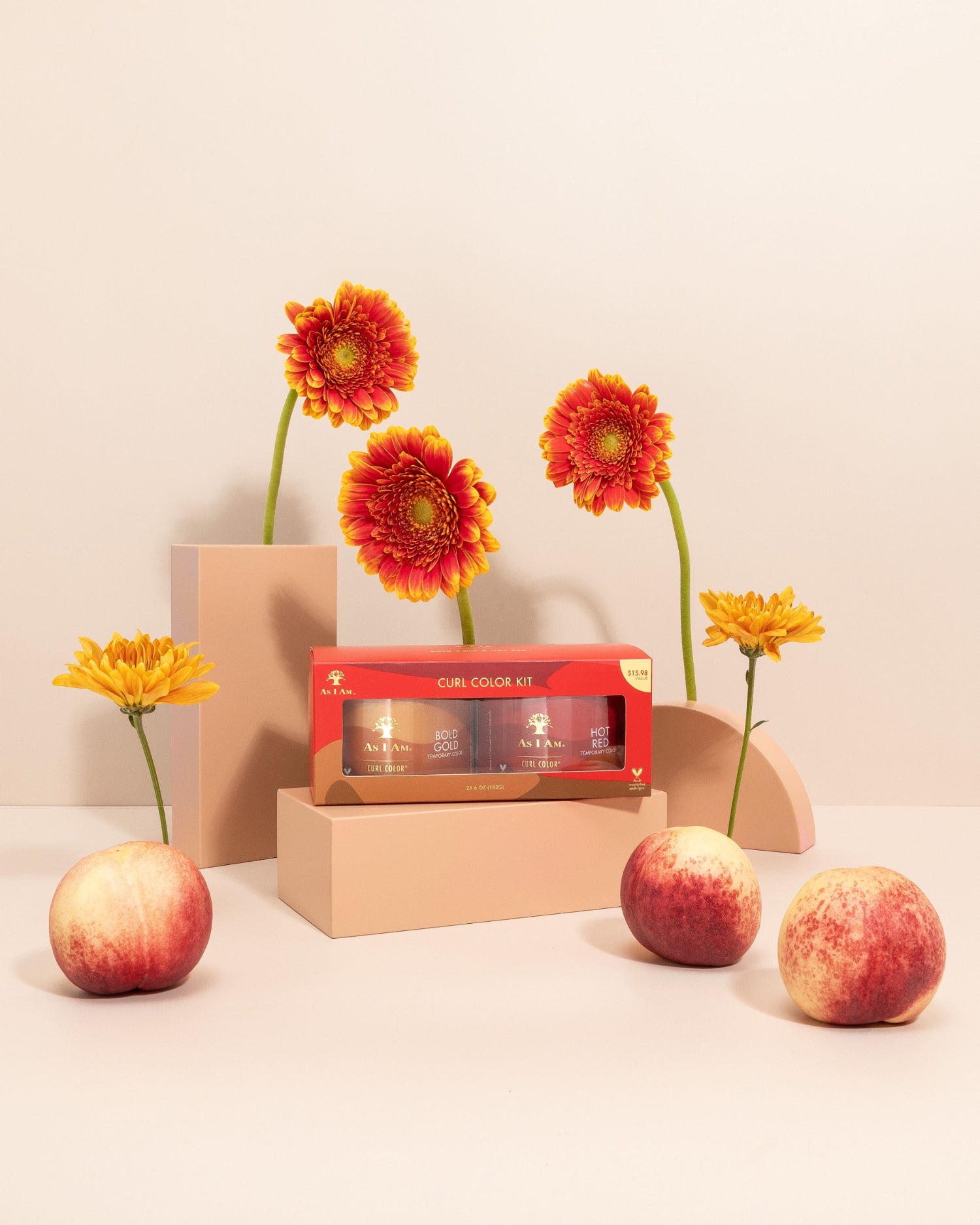 As I Am Curl Color Kit - incluye dos geles de coloración temporal en Bold Gold y Hot Red, diseñados para definir los rizos con un pigmento vibrante, brillo y un acabado sin daños.