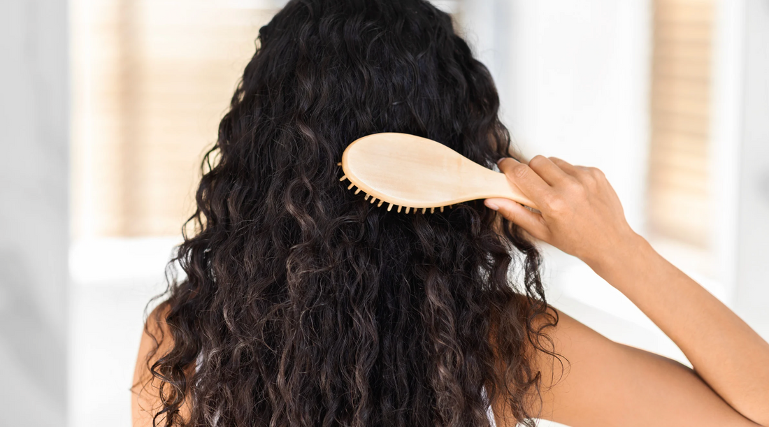 La mejor rutina de cuidado capilar de As I Am para ondas playeras (tipo 2)