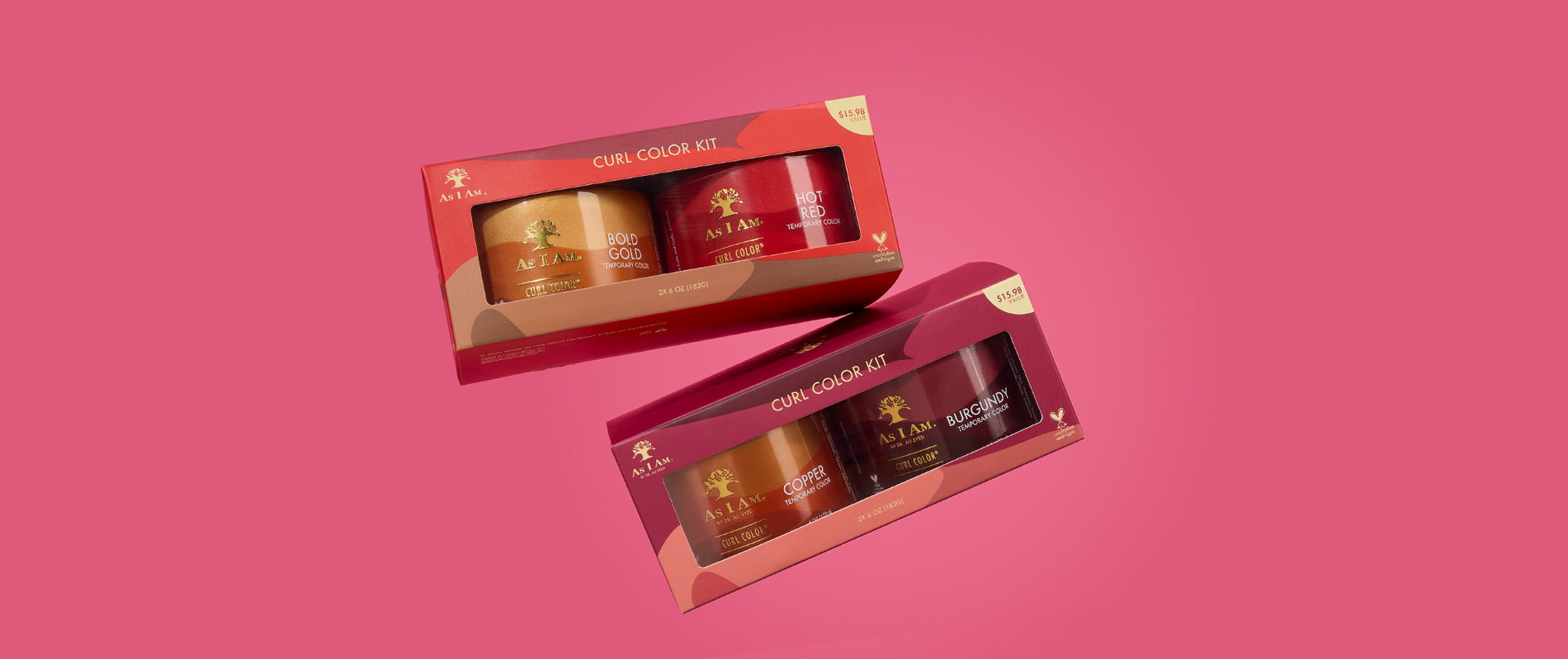 As I Am x Showy Curl Color Kit - fotografía panorámica frontal de la edición limitada de los sets de gel de color que realzan los rizos, con tonos atrevidos y envases de marca compartida para unos rizos definidos con un brillo vibrante.