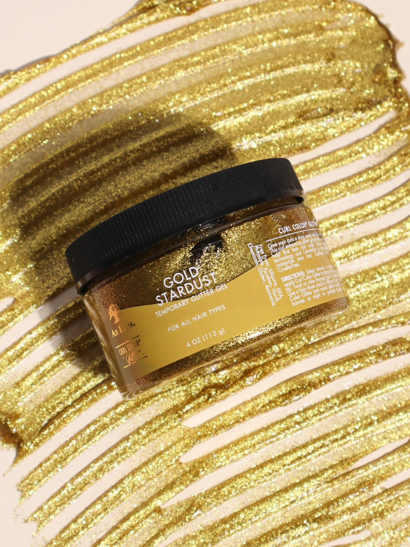 As I Am Curl Color Glitter Collection, con colores vibrantes y temporales para el cabello con un acabado brillante diseñado para rizos y espirales.