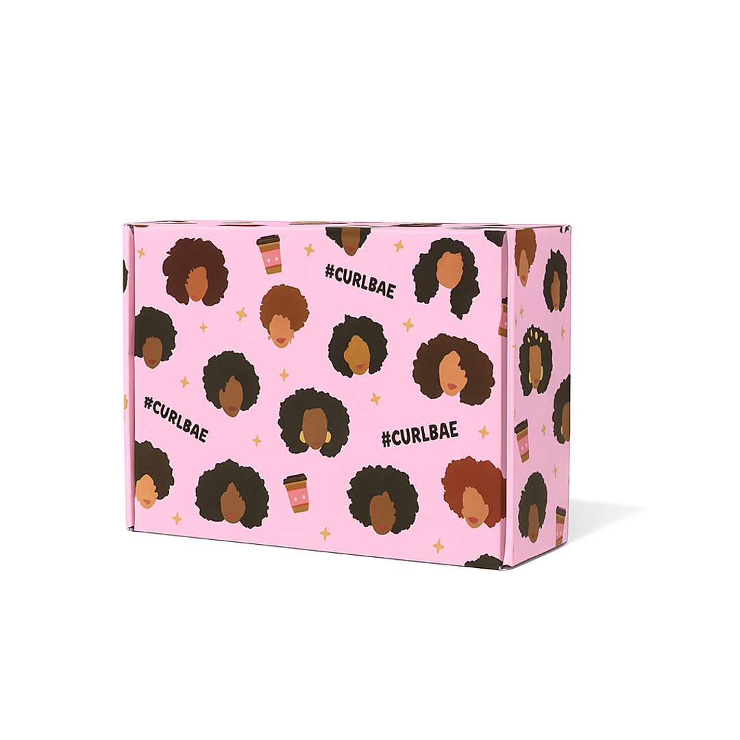 Curlbae Box - Un cuidado set de regalo con productos nutritivos para el cabello rizado y con textura, bellamente empaquetado en una caja elegante, de marca.